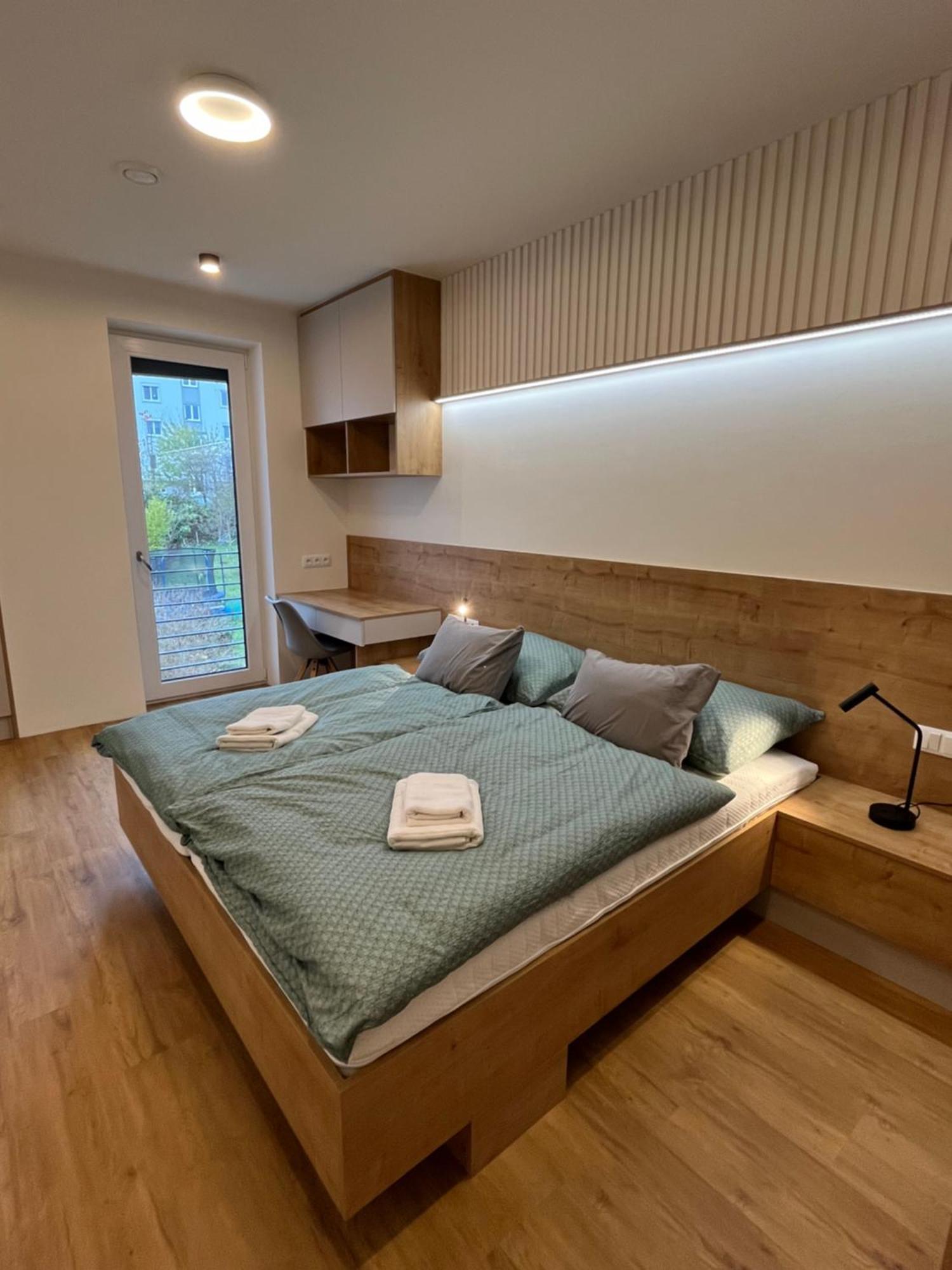 Fresh Apartments Брно Екстер'єр фото